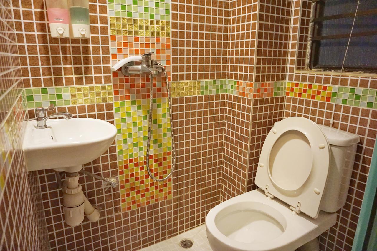 Cool Budget Hostel Гонконг Экстерьер фото