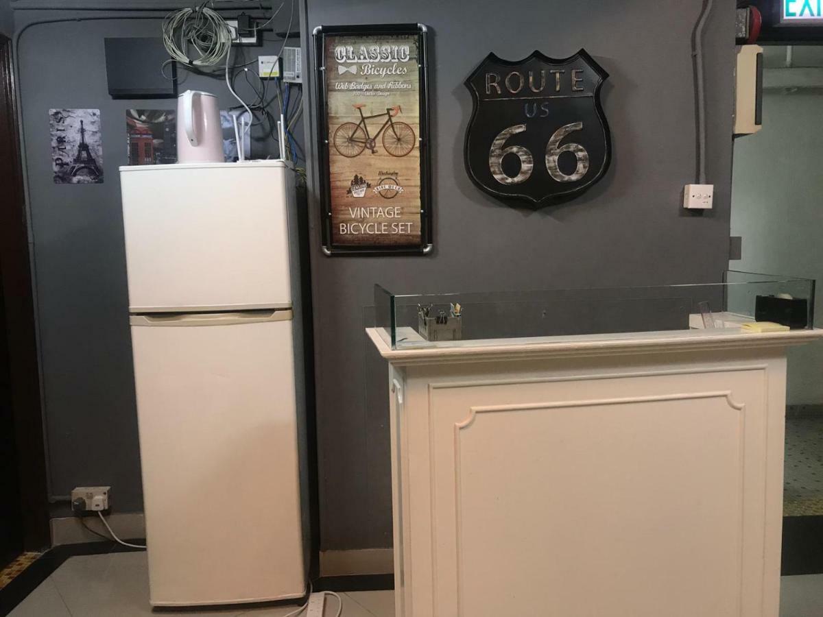 Cool Budget Hostel Гонконг Экстерьер фото